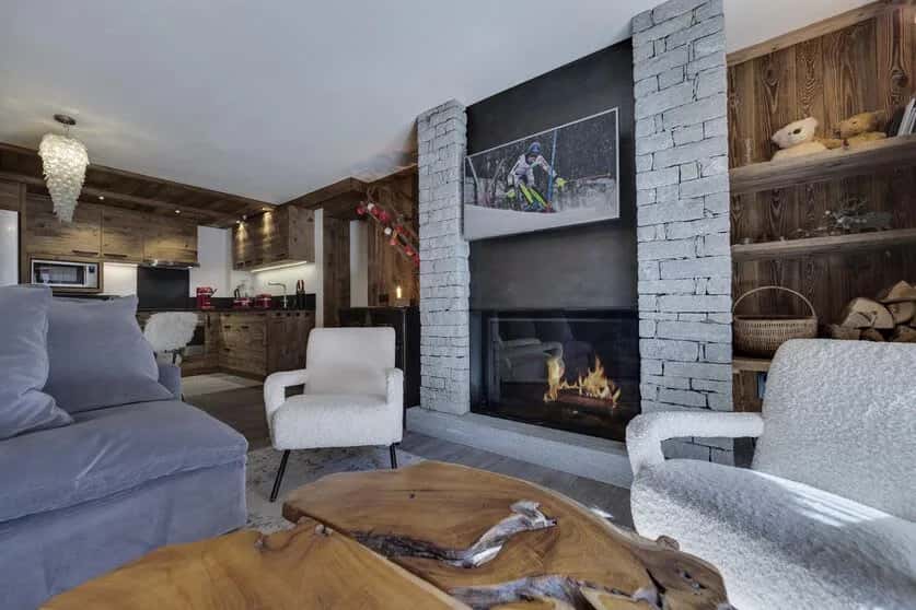 Cozy Alpine Retreat With Fireplace