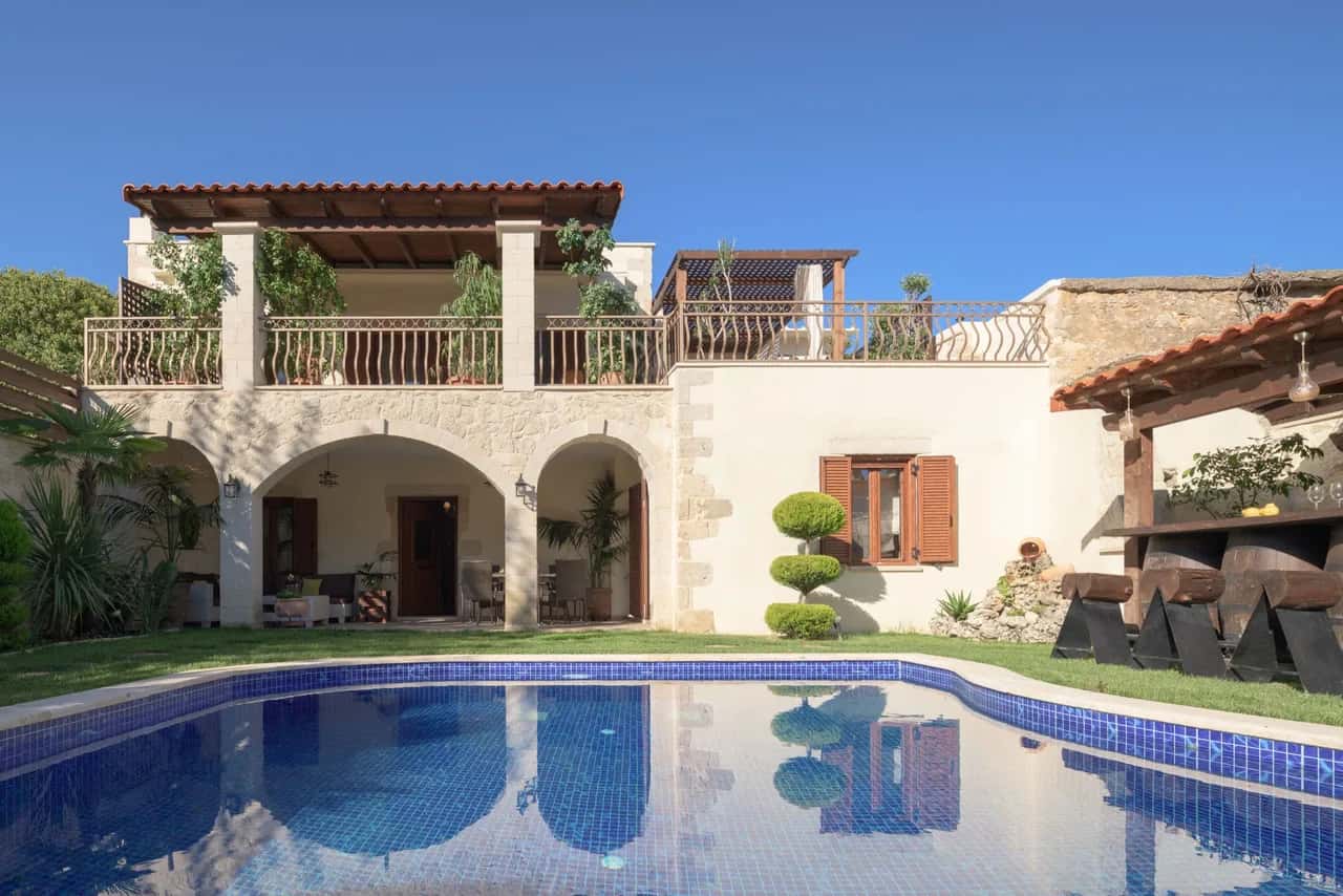 Authentische kretische Villa mit Swimmingpool