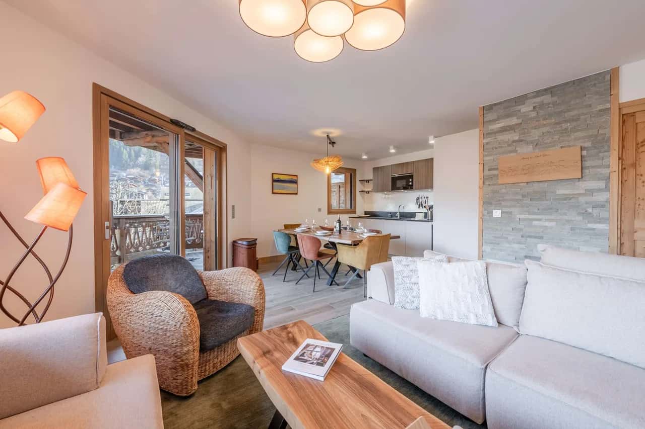 Modern Ski Apartment in Morzine Heart