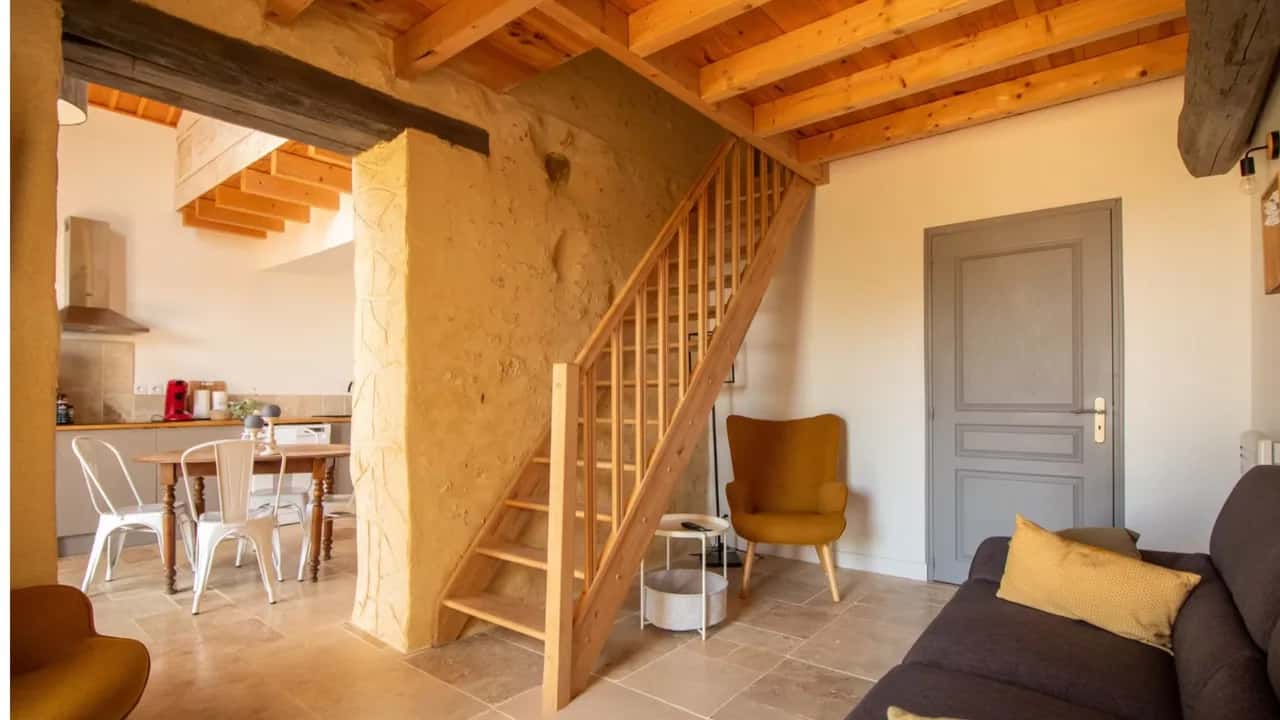 French Countryside Villa for Relaxed Stays