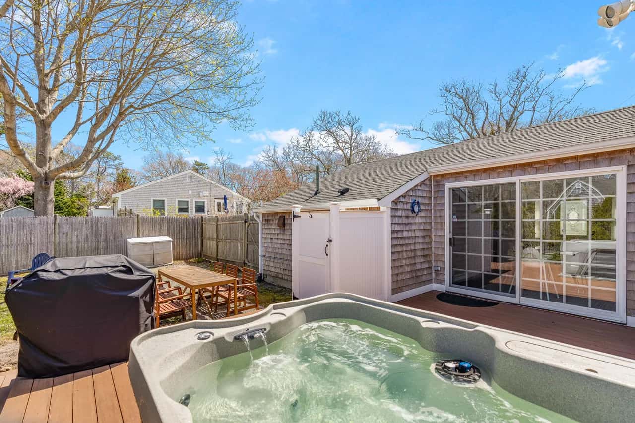  Renovated 4BR Family Retreat | AC & Hot Tub