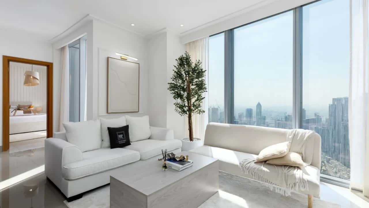 Panoramic Downtown Apartment With Skyline Views