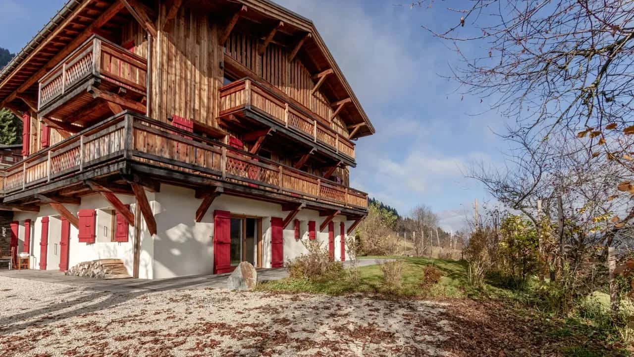 Alpine Village Apartment With Mountain Views