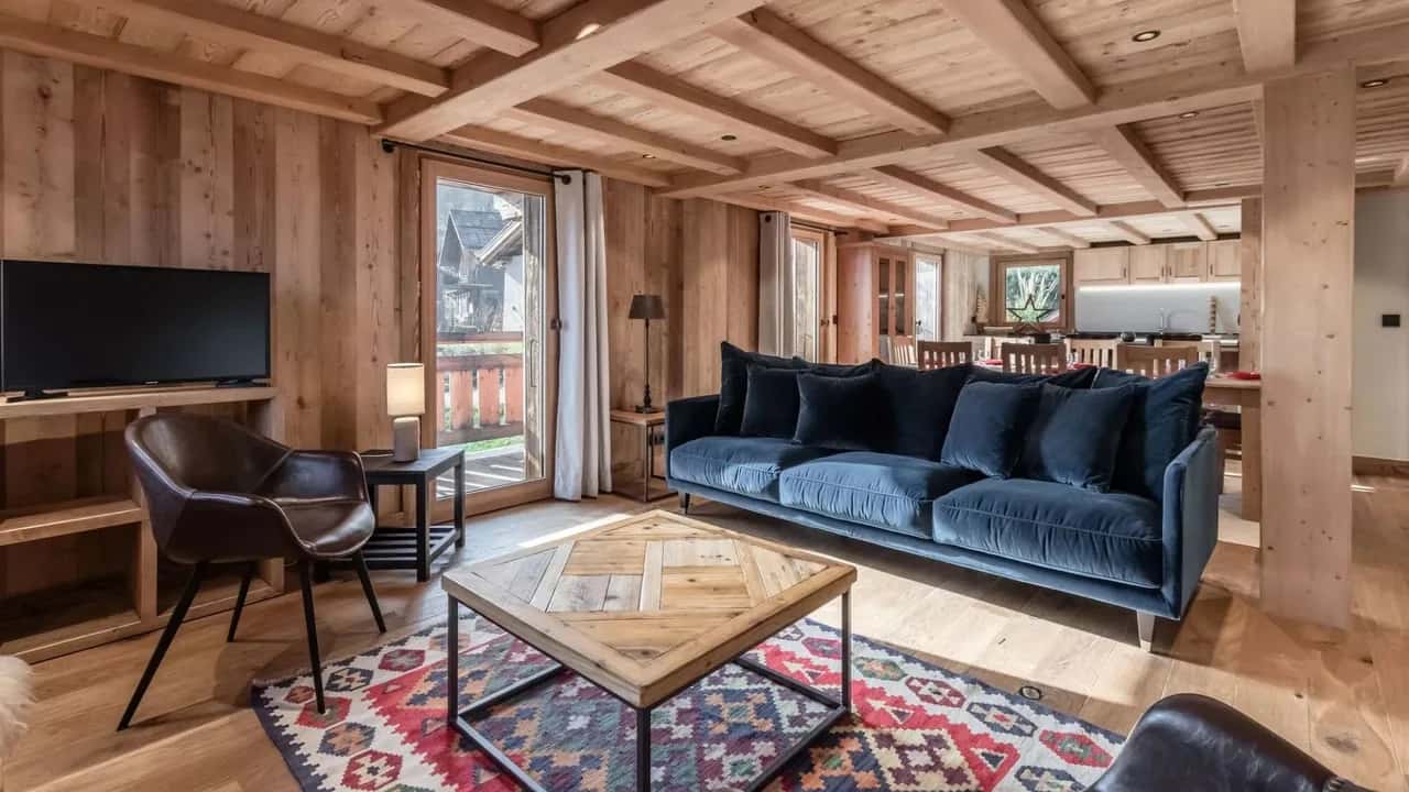 Charming Alpine Apartment Near Ski Slopes