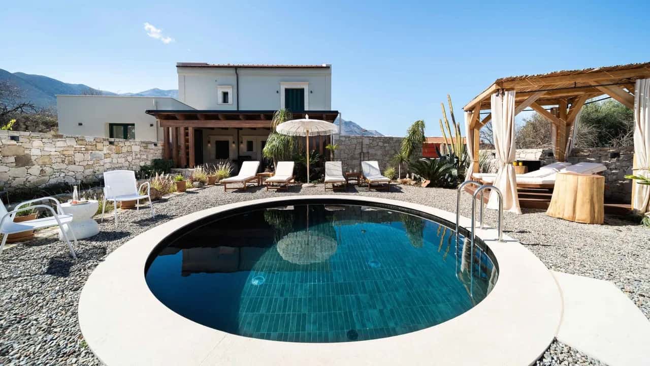 Countryside Private Pool Villa in Crete