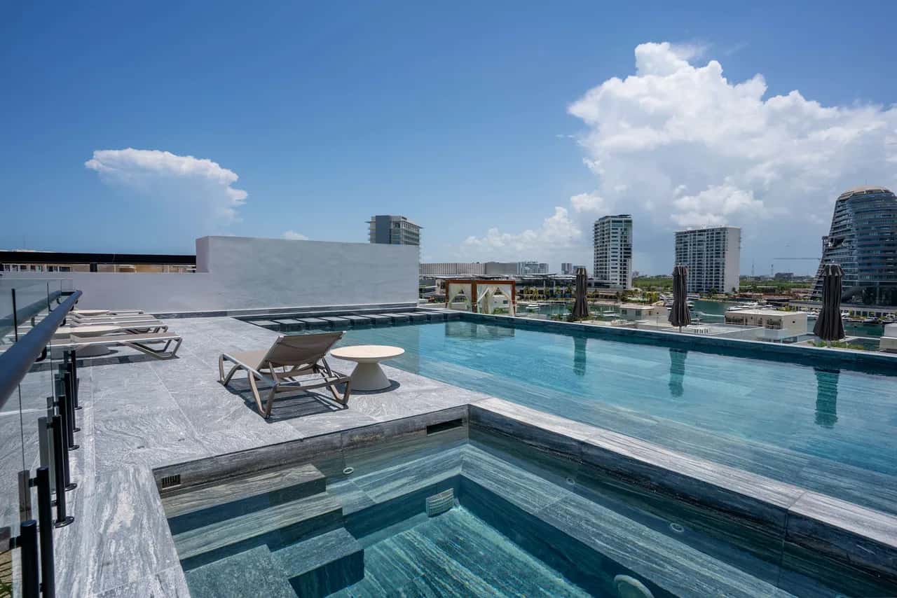 Modern PH - 4BR - Marina & Shopping
