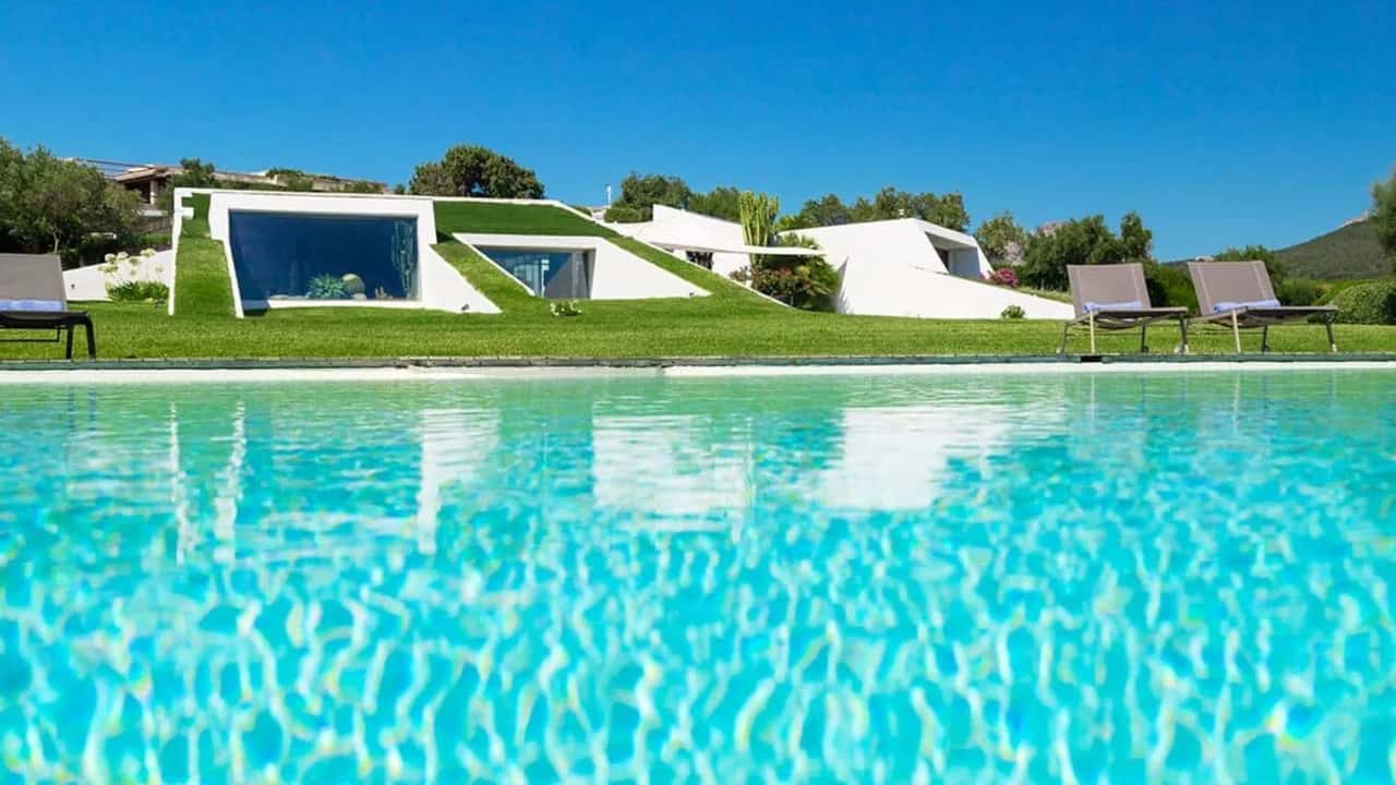 DESIGNER VILLA IN COSTA SMERALDA LOCATION