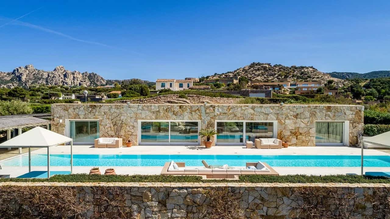 Villa Exclusive avec Piscine et Vues sur l'Île