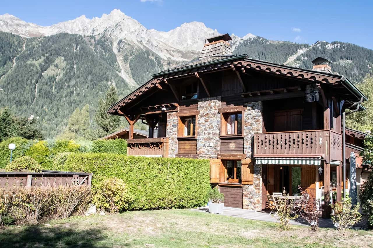 Cálido Apartamento Chalet con Vistas a la Montaña