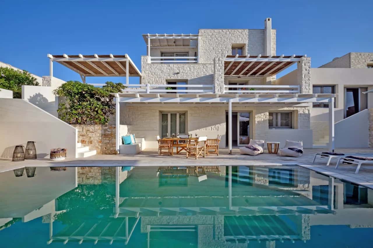 White Stone Villa in Santa Maria