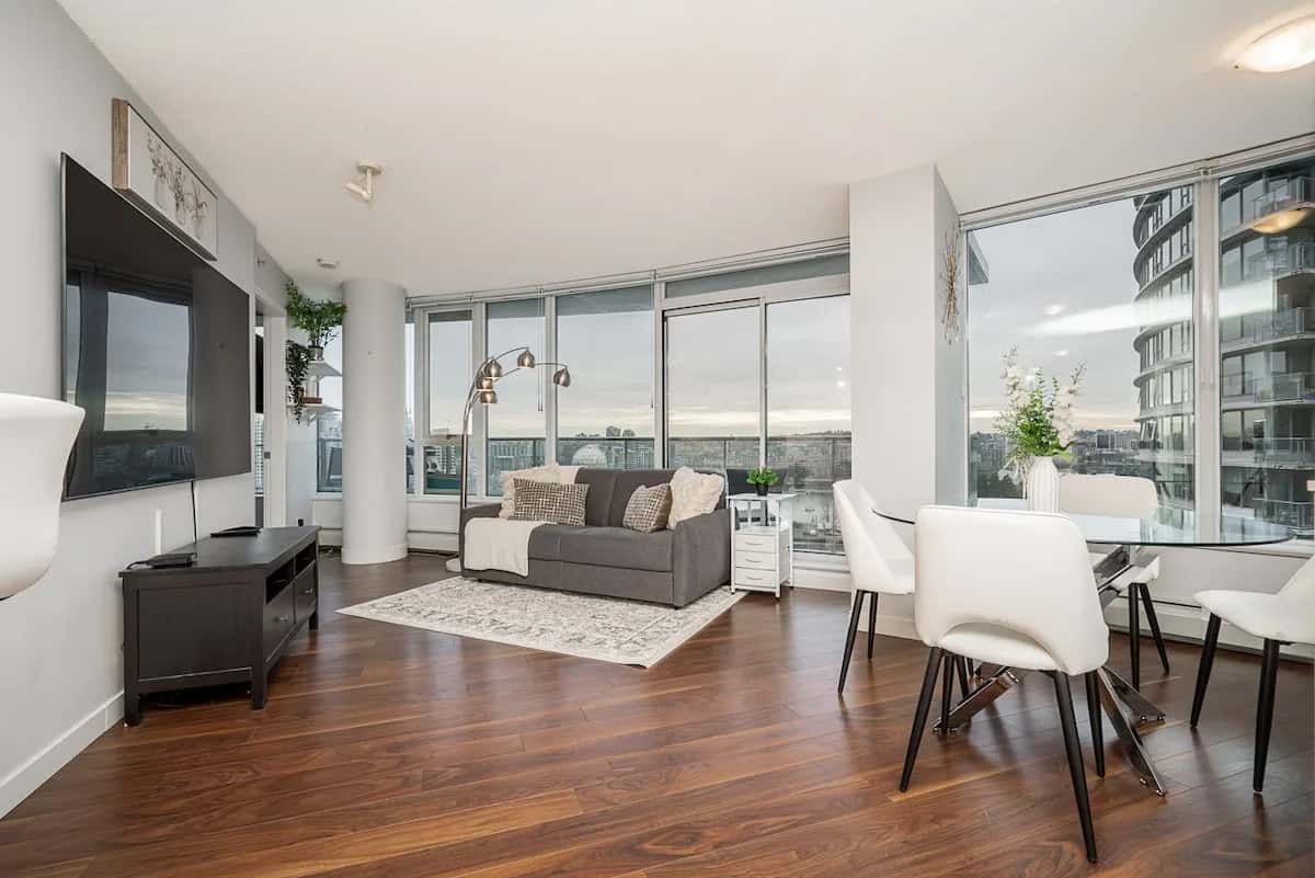 Escapada Perfecta a Vancouver | Central 2BR/2BA + Sofá Cama