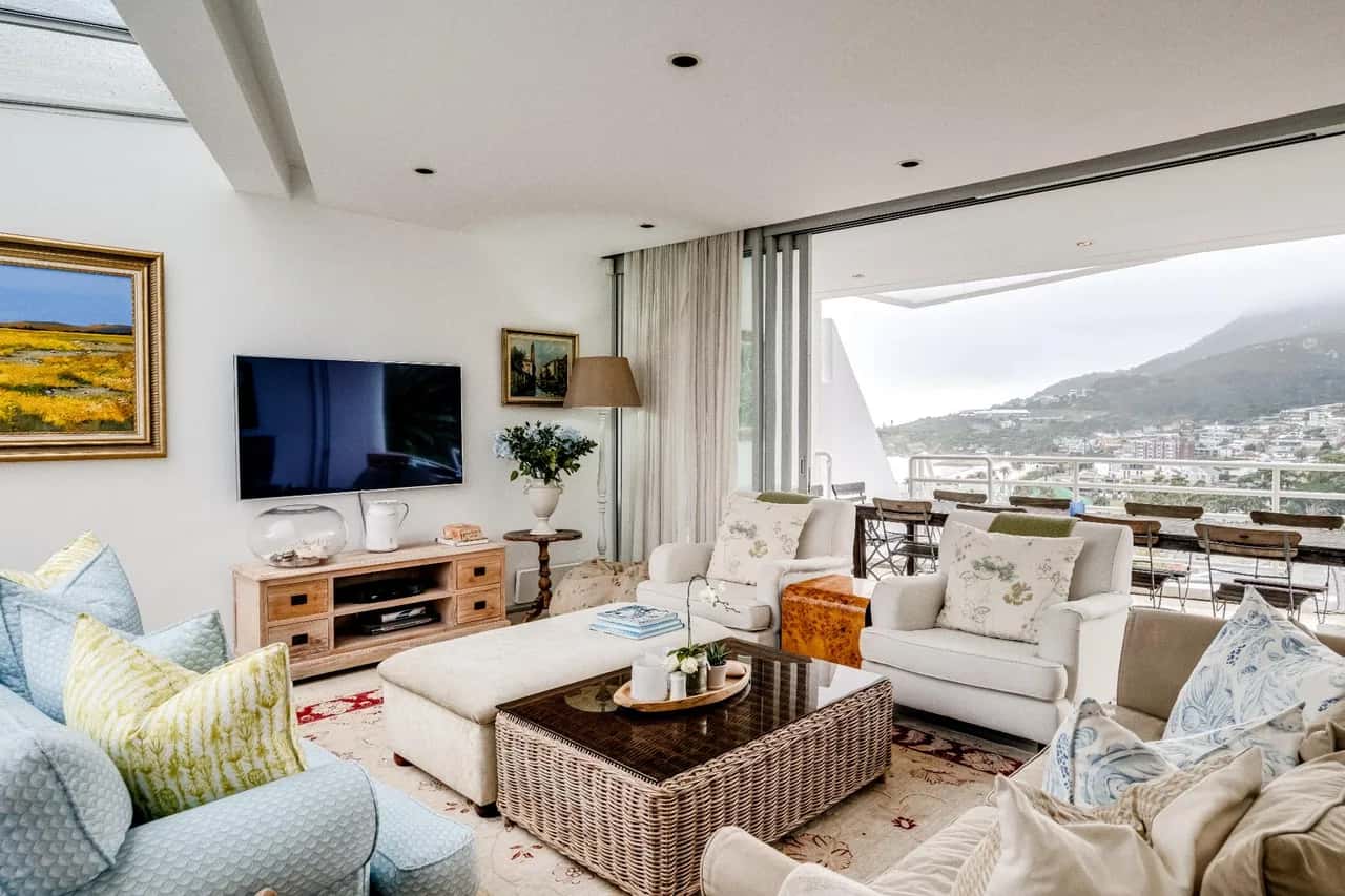 Three-Level Villa with Pool in Cape Town