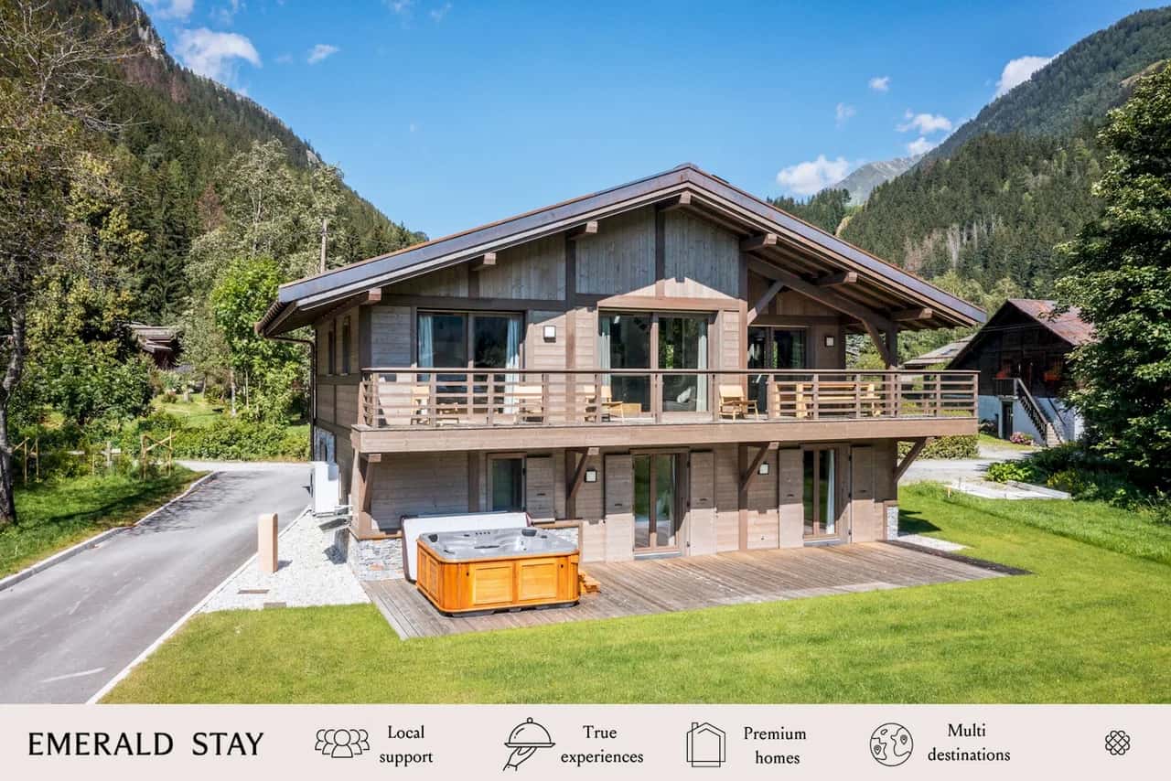 Luxury Chalet with Jacuzzi in French Alps Ski Resorts