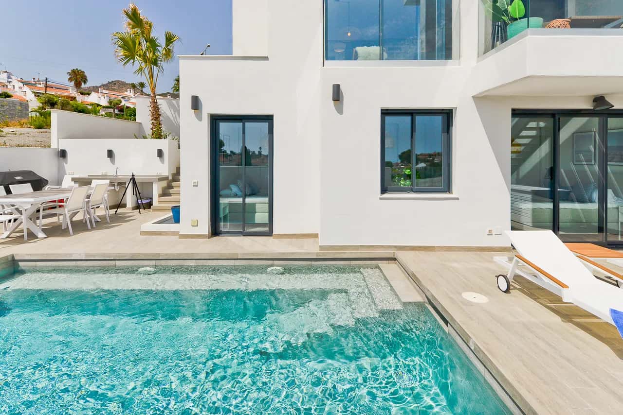 Heated Private Pool Villa in Costa del Sol