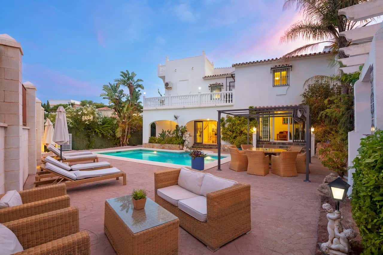 Spacious Family Villa near the Beach in Marbella