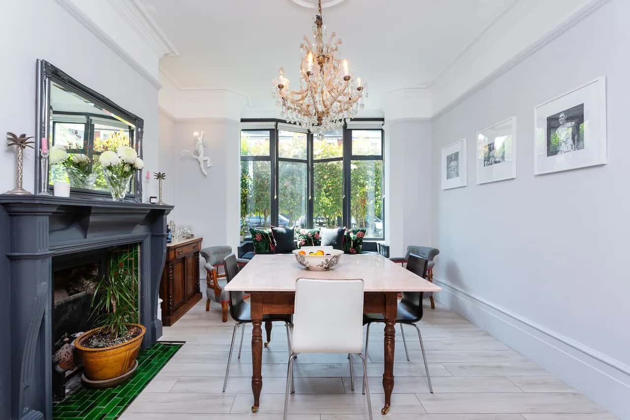 Tranquil Four Bedroom Villa in England