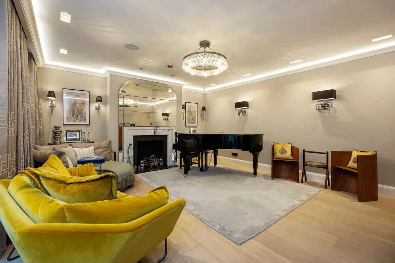 Elegant Five Bedroom Retreat in England