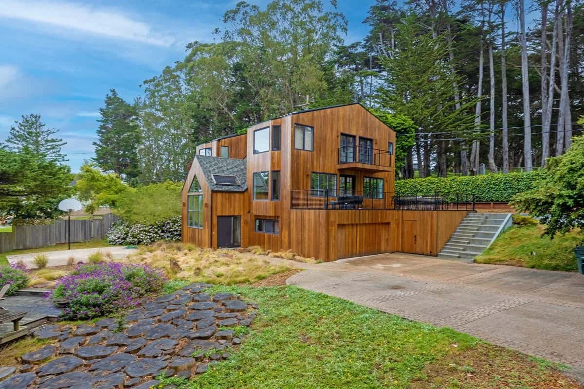 Secluded Forest Retreat in California