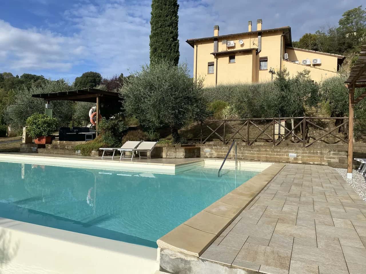 Spacious Seven Bedroom Villa in Tuscany