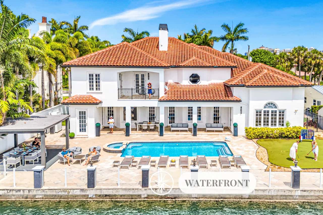 Villa Frente al Mar de Ocho Habitaciones en Fort Lauderdale