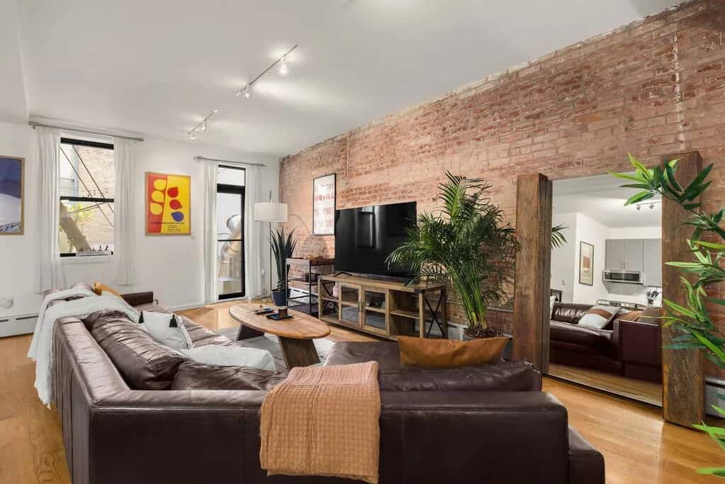 Charming Terrace Three Bedroom in New York City