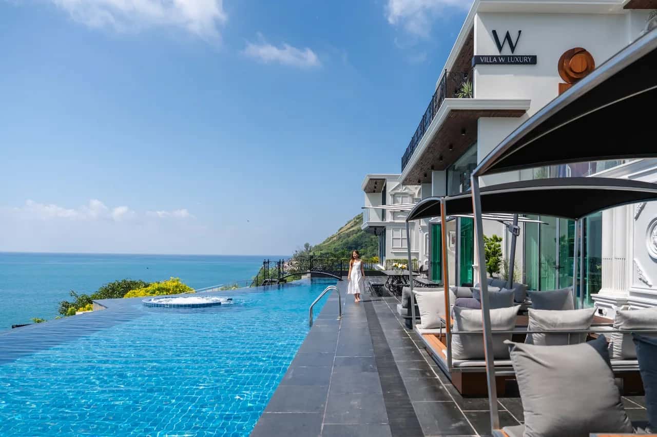 Waterfront Seven Bedroom Villa in Nai Harn