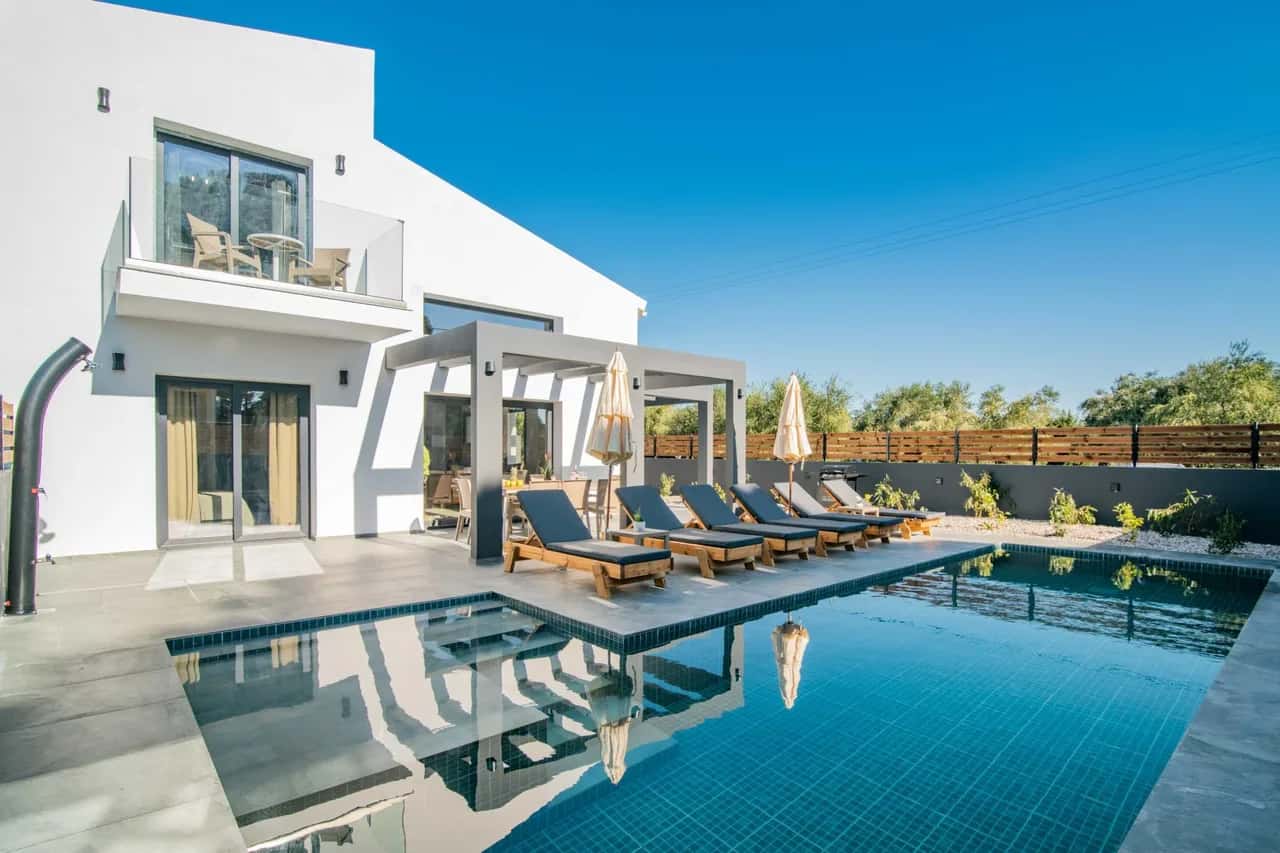Kozakos Villa 1 with private swimming pool