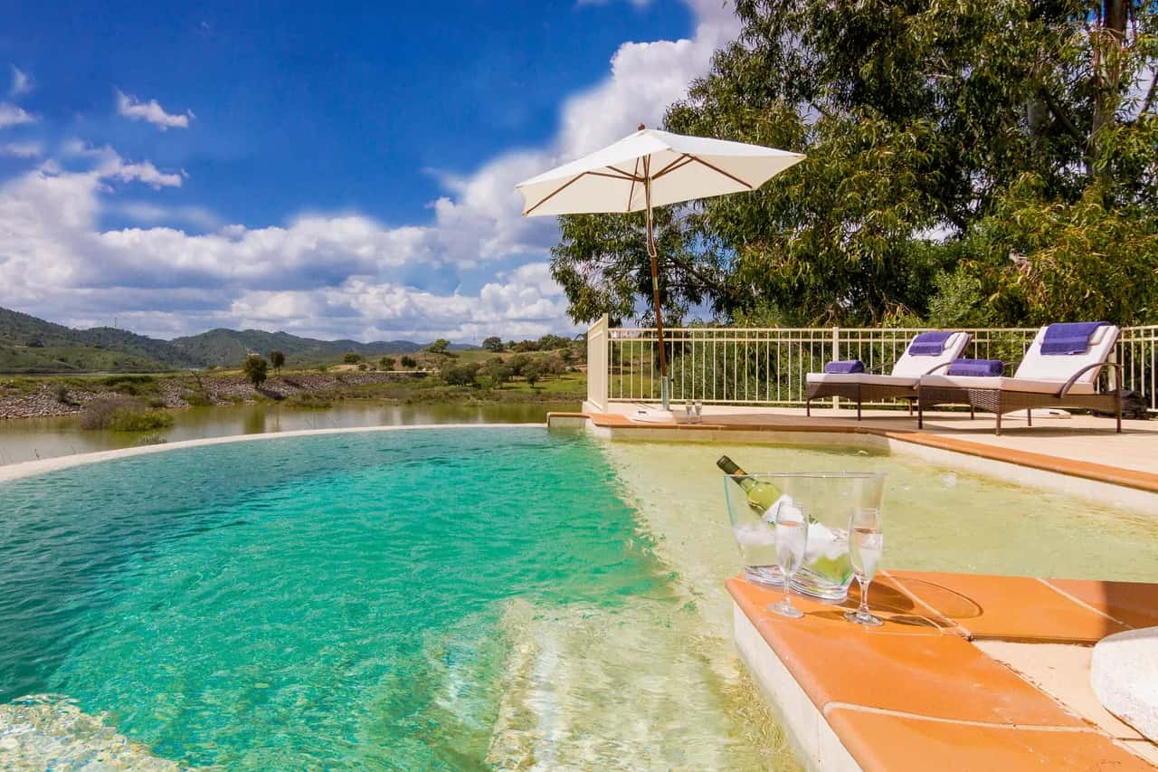 Contemporary Five Bedroom Villa in Algarve