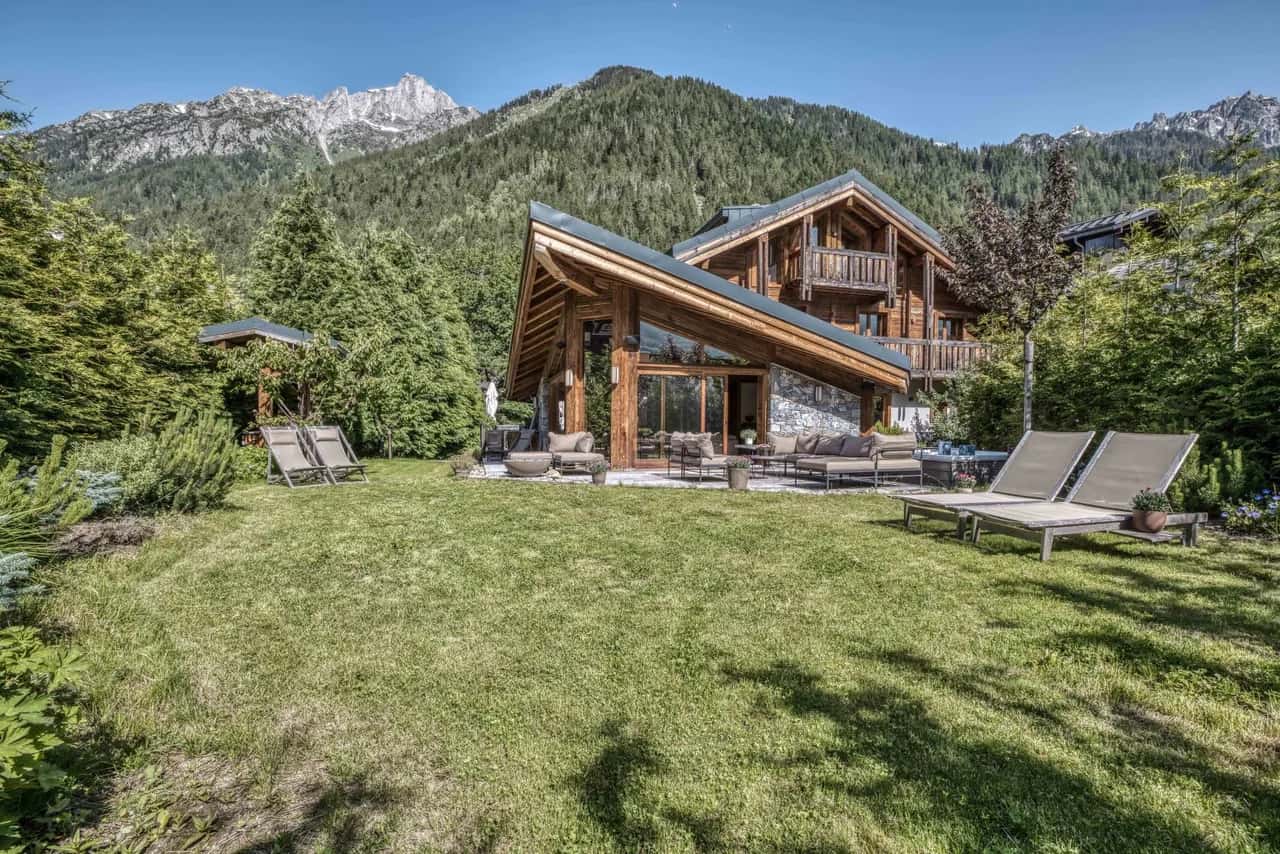 Terrace Chalet in Chamonix
