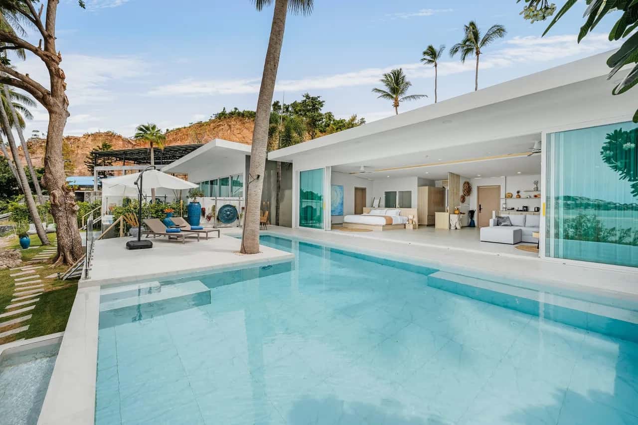 Sol at Secret Tides, 1BR/1BTH beachfront pool villa, Bangrak