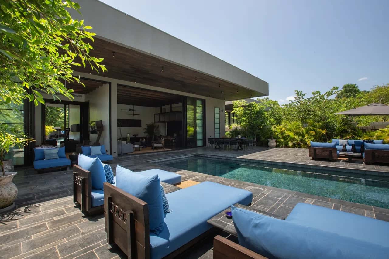 Luxury Beachfront Three Bedroom Villa in Koh Samui