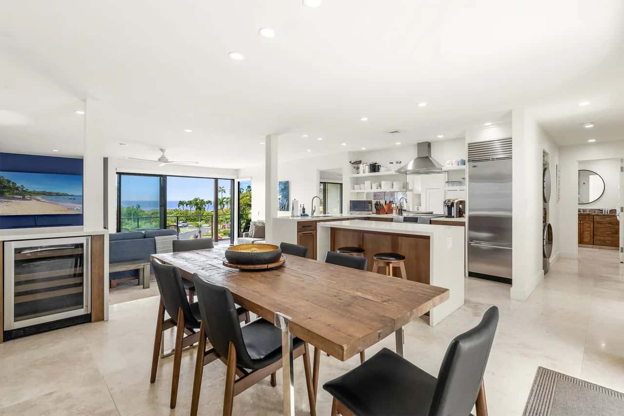 Contemporary Oceanfront Villa in Wailea