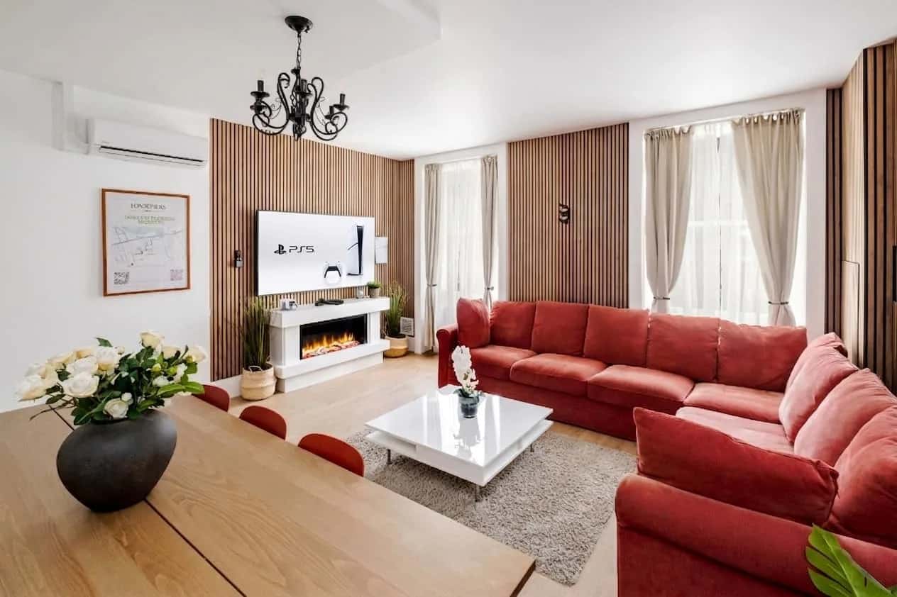 Elegant Two Bedroom Villa in Central London