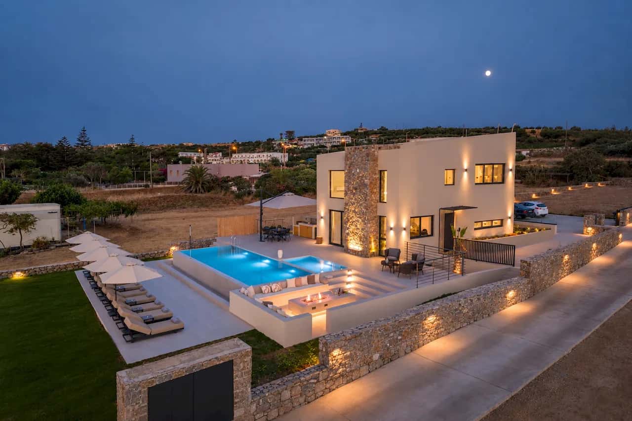 Thenad Villas - Villa Theo mit beheiztem Pool, von Estia