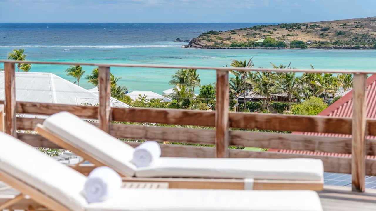 Three-Bedroom Villa with Pool and Wine Cellar