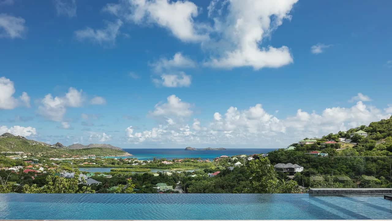 Luxury Wellness Villa with Fitness Room in St-Jean