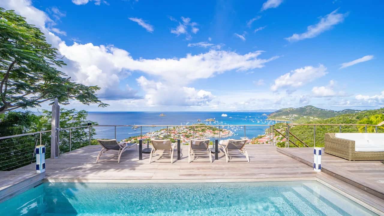 Panoramic Harbor Views and Private Pool