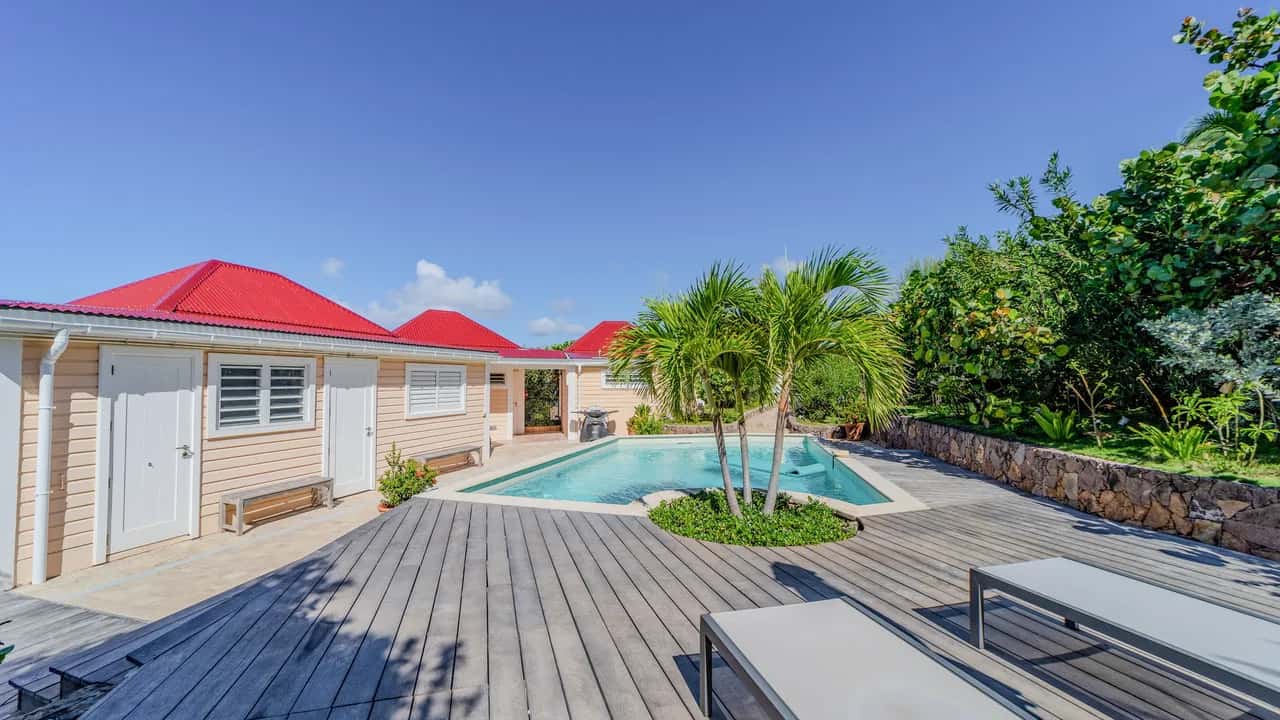 Charming Caribbean Villa with Pool
