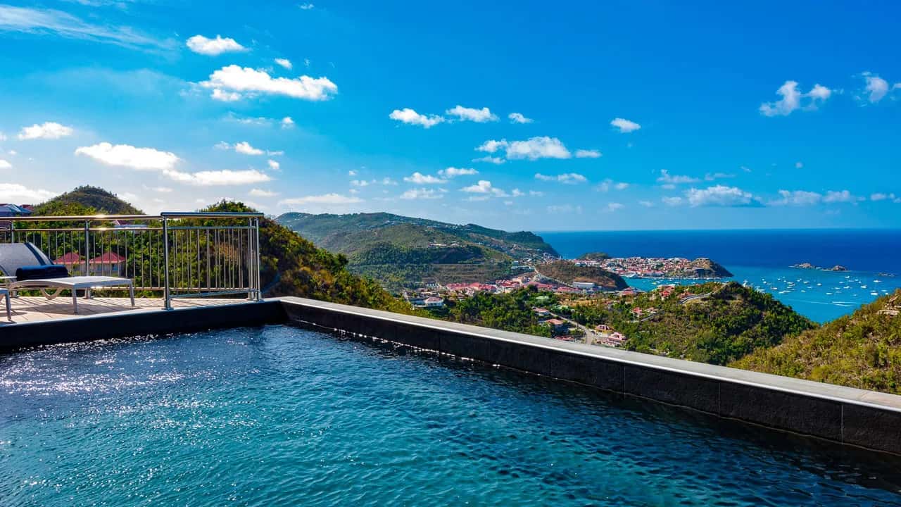 Hillside villa with a glorious sunset views