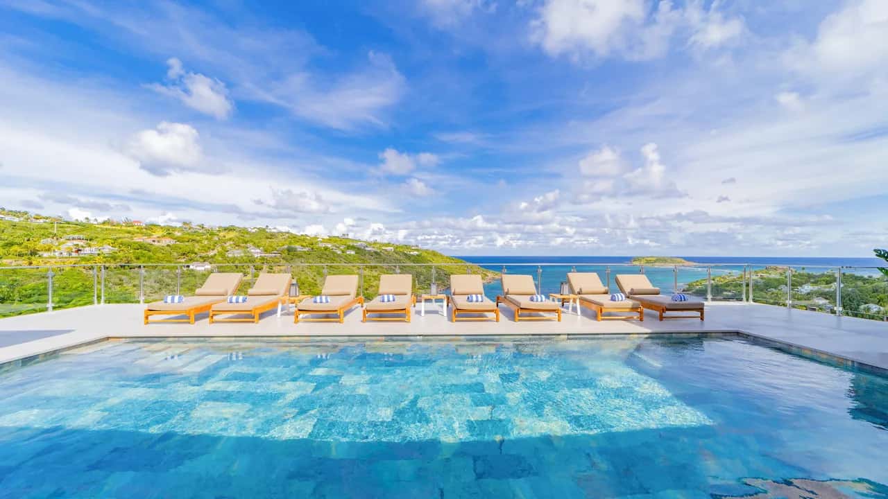 Amazing 5 BR Villa