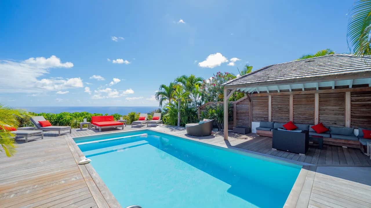 Contemporary Villa with Ocean Views Vitet