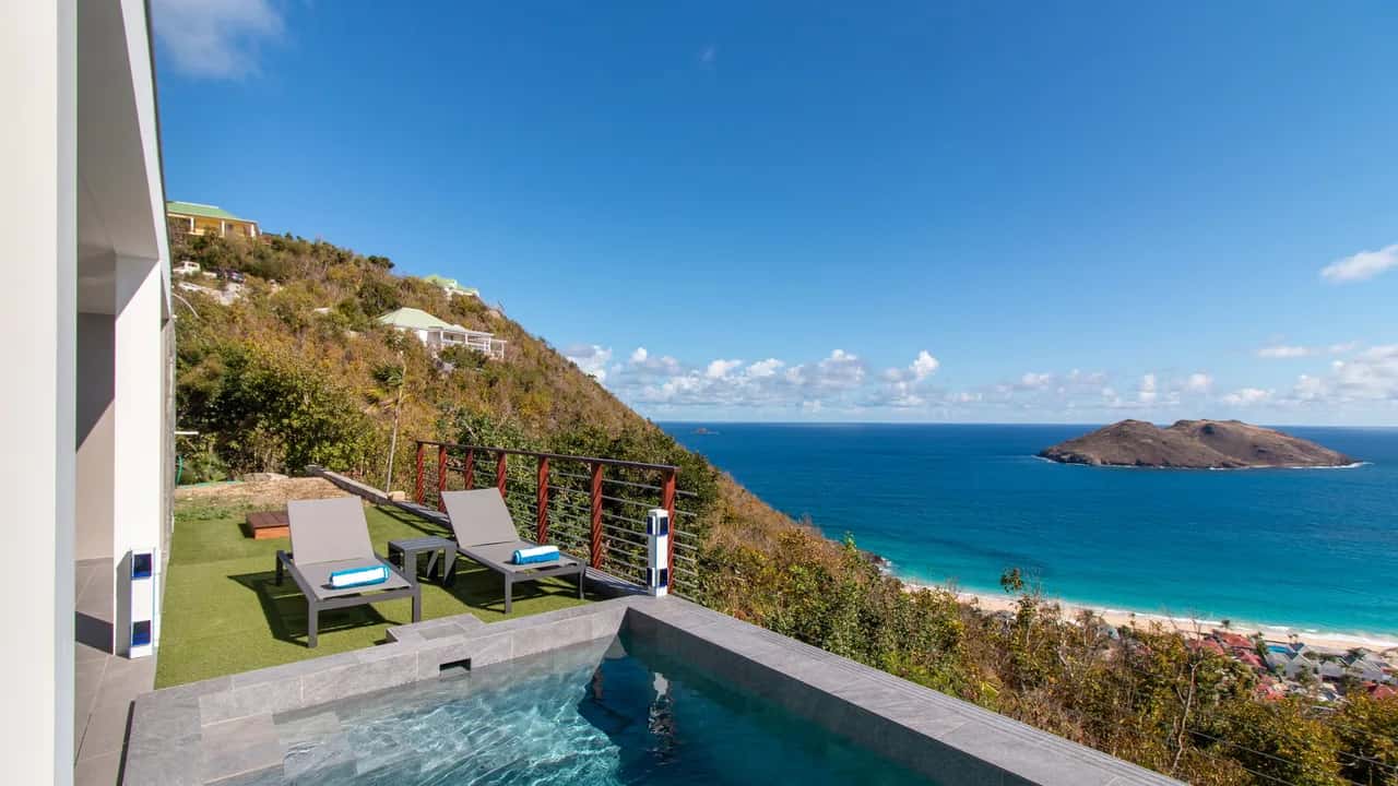 Land of Salt Villa with Flemish Bay Views
