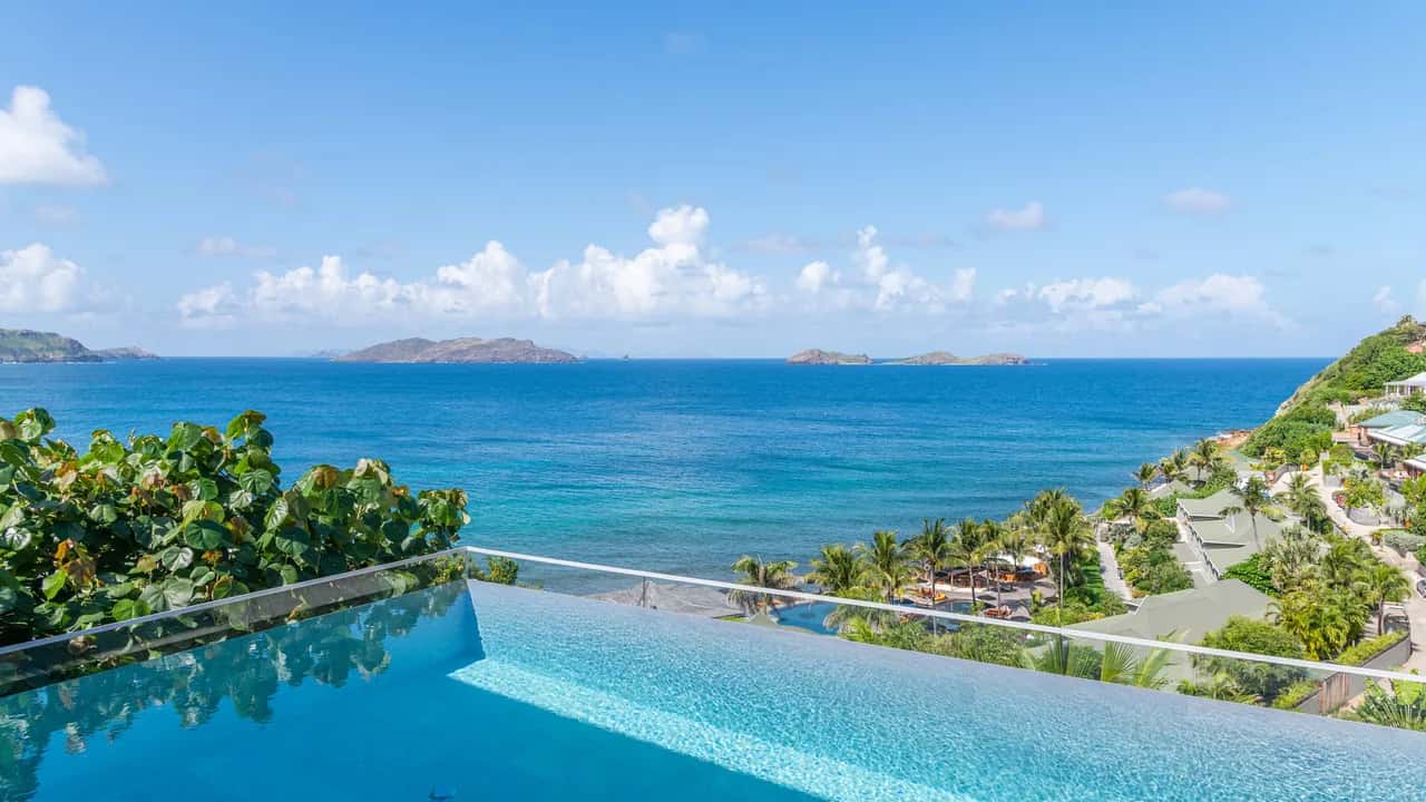 Family-Friendly Retreat with Ocean Views in Pointe Milou