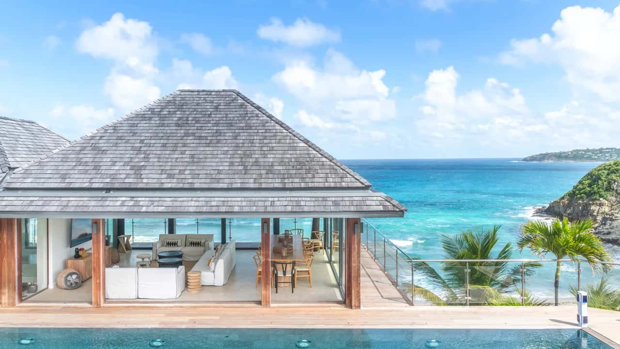 Luxurious Family Villa in Anse des Cayes