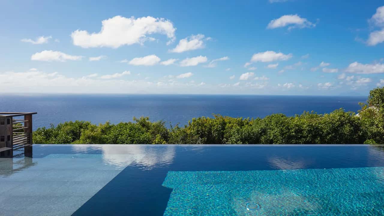 Ocean Deep Villa up On The Hills