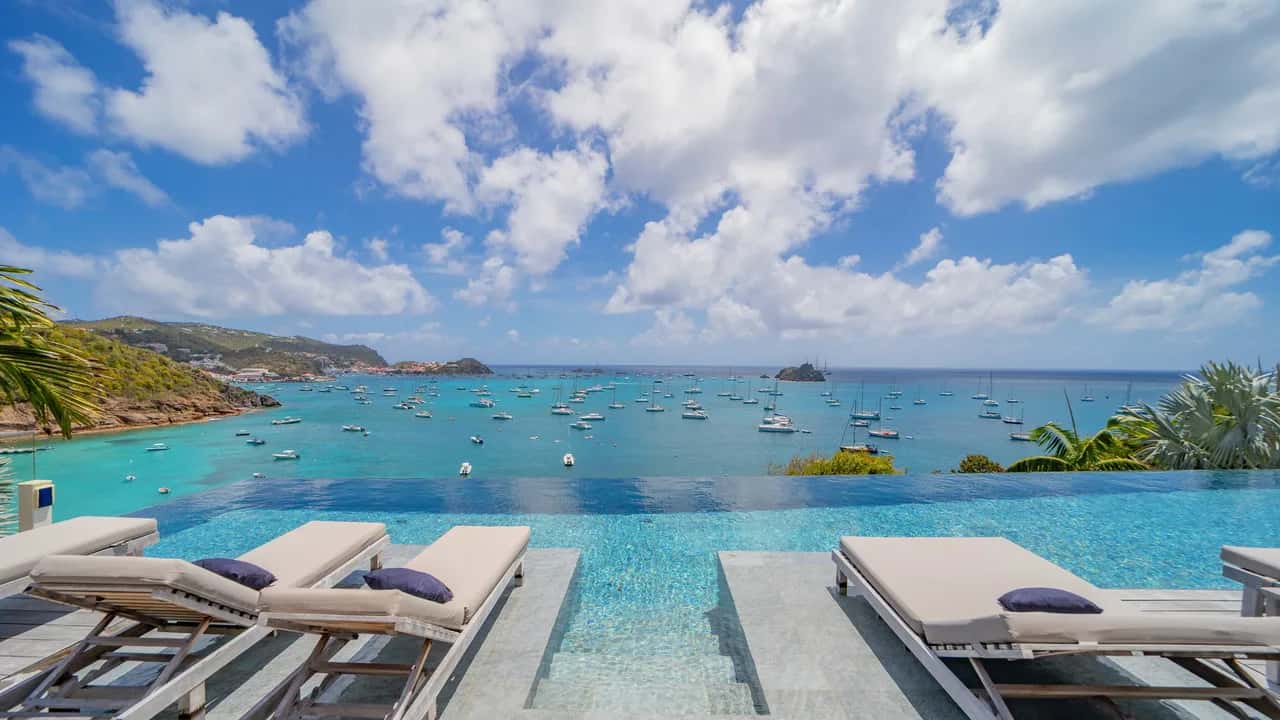 Your Villa Right Next on the Beach