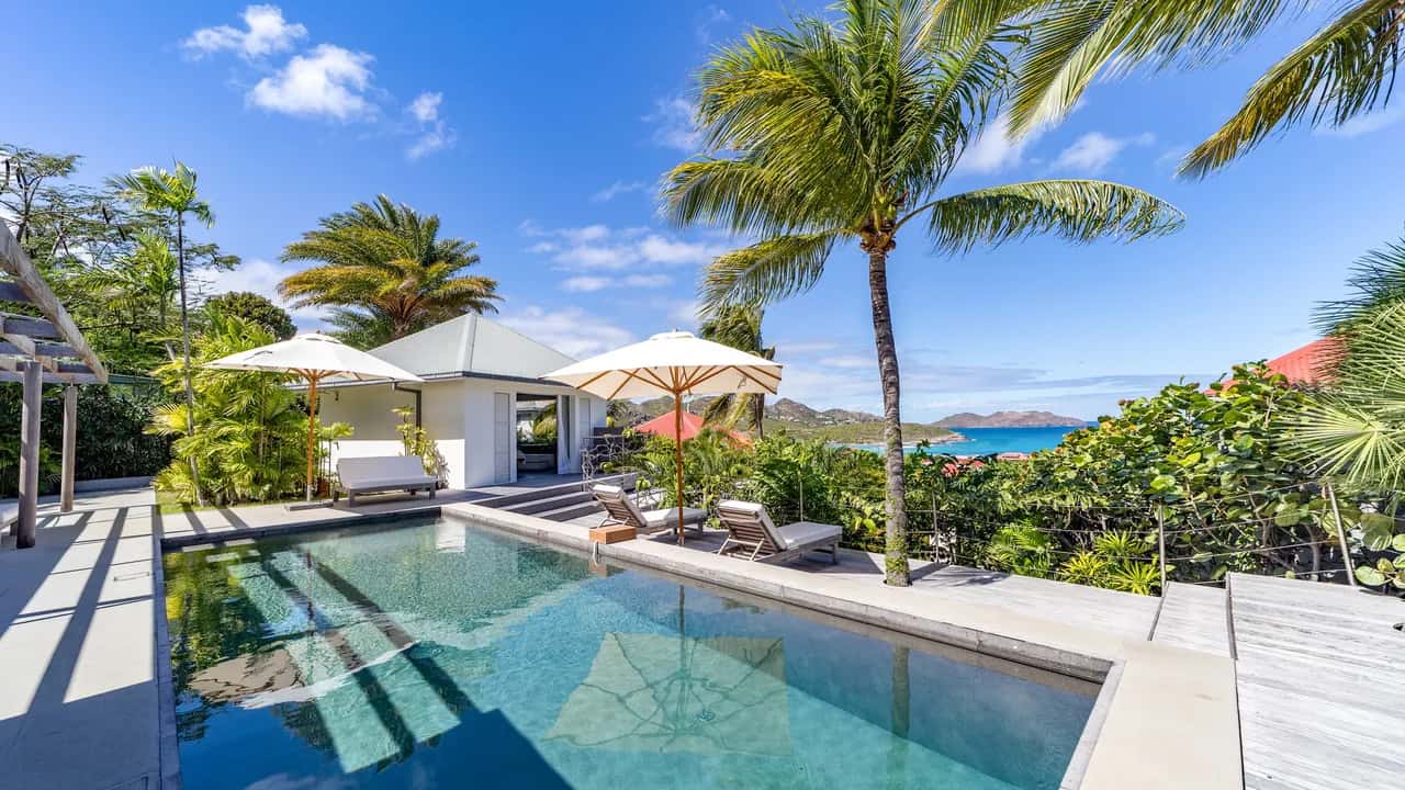 Magnificent Beautiful Villa with Amazing Furniture