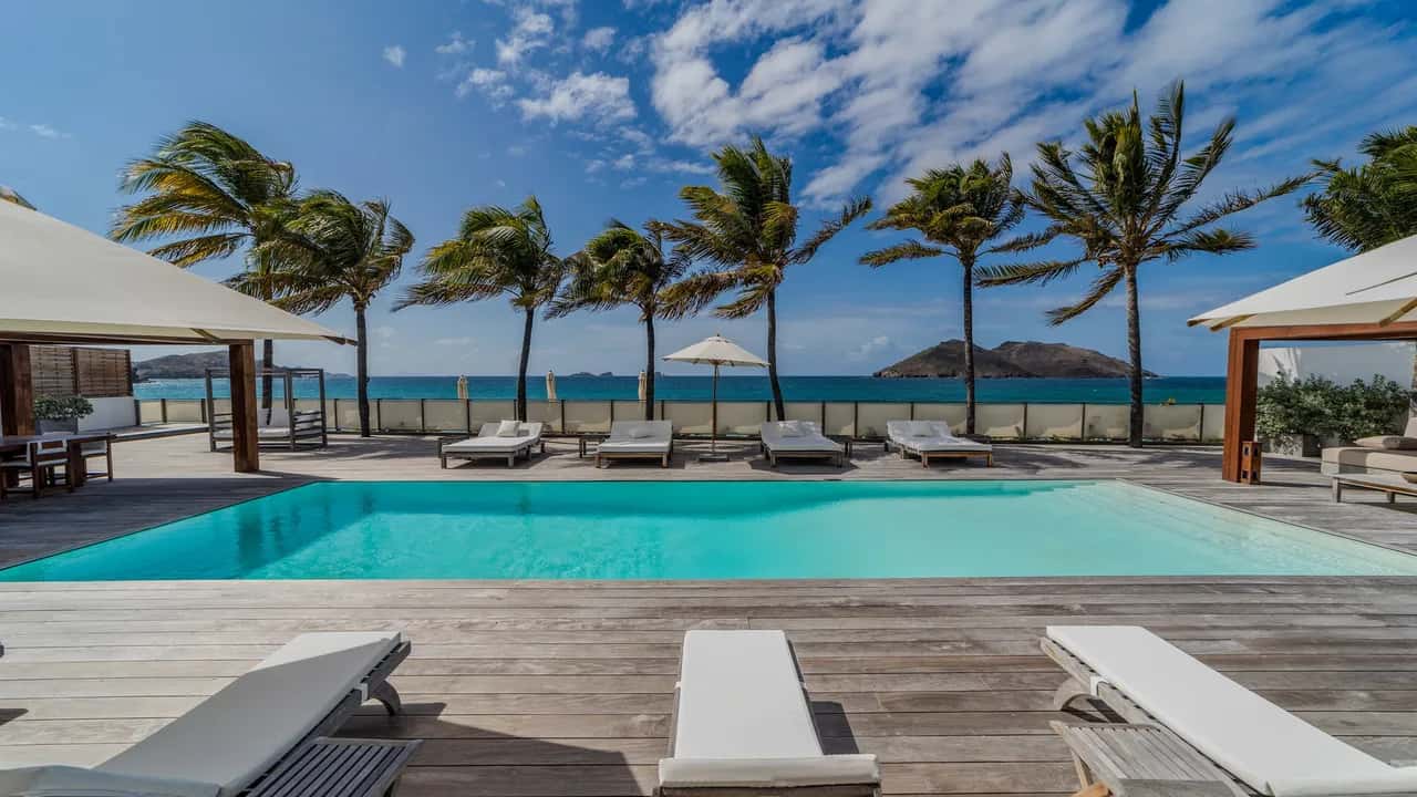 Young Summer Villa in Flamands Beach