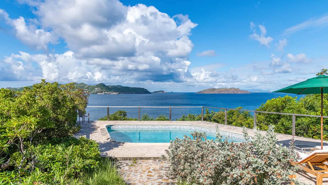 Charming villa with fantastic views of the ocean