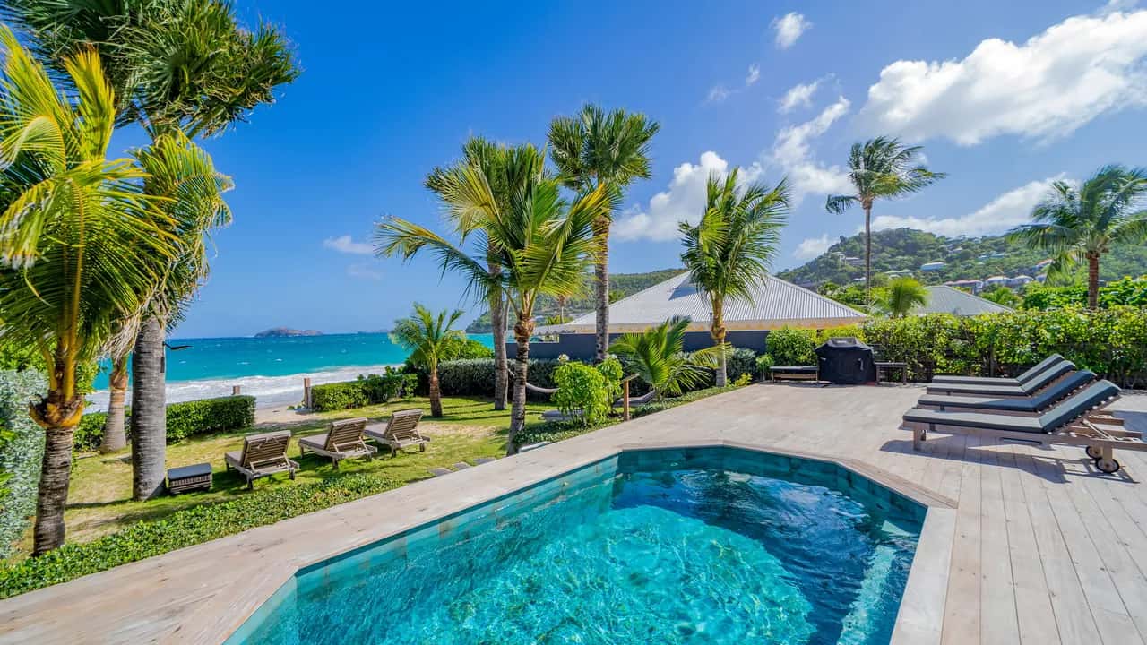 3BR Charming Seaside Villa With Private Pool